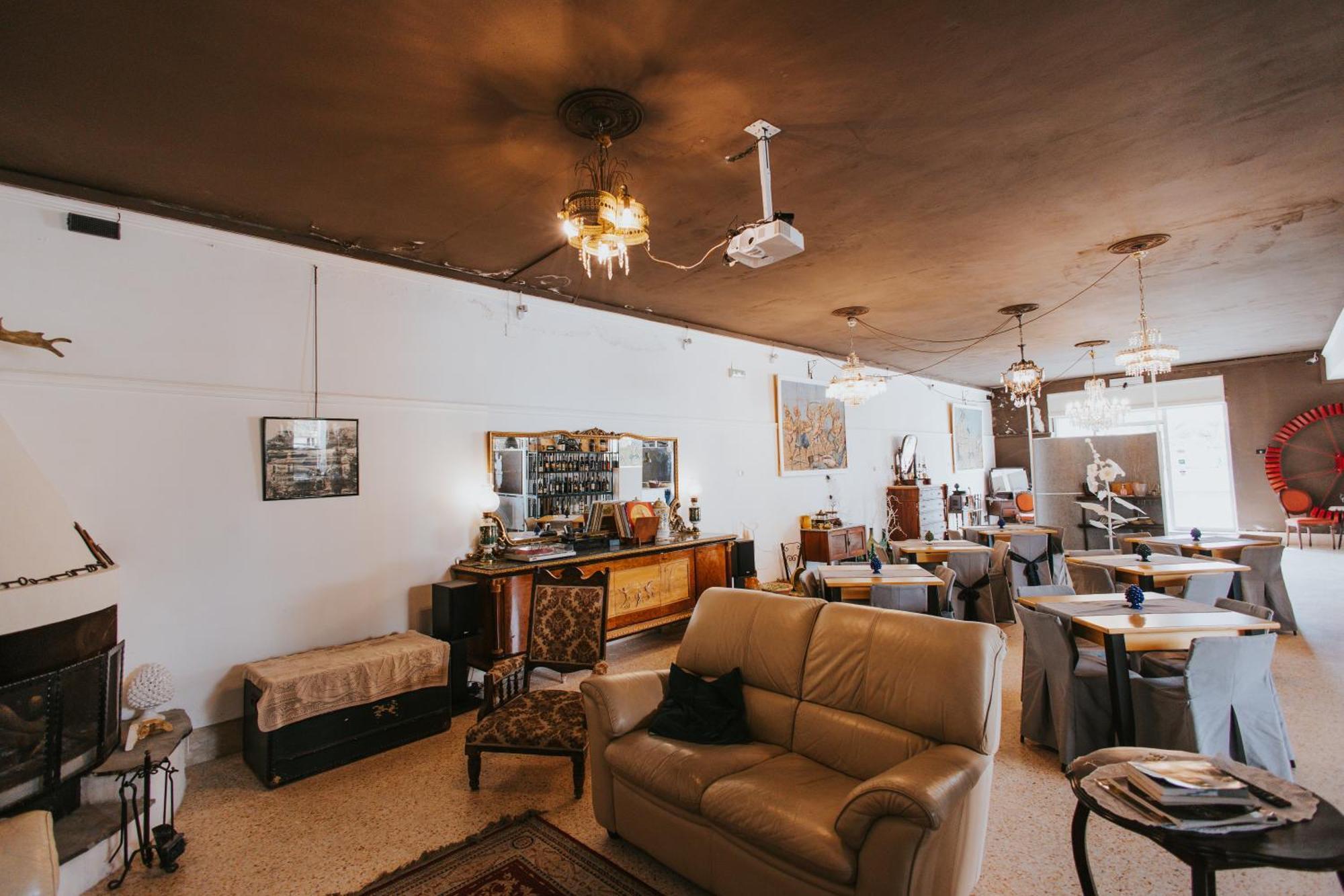 Cosi Priziusi Bed & Breakfast Vizzini Luaran gambar