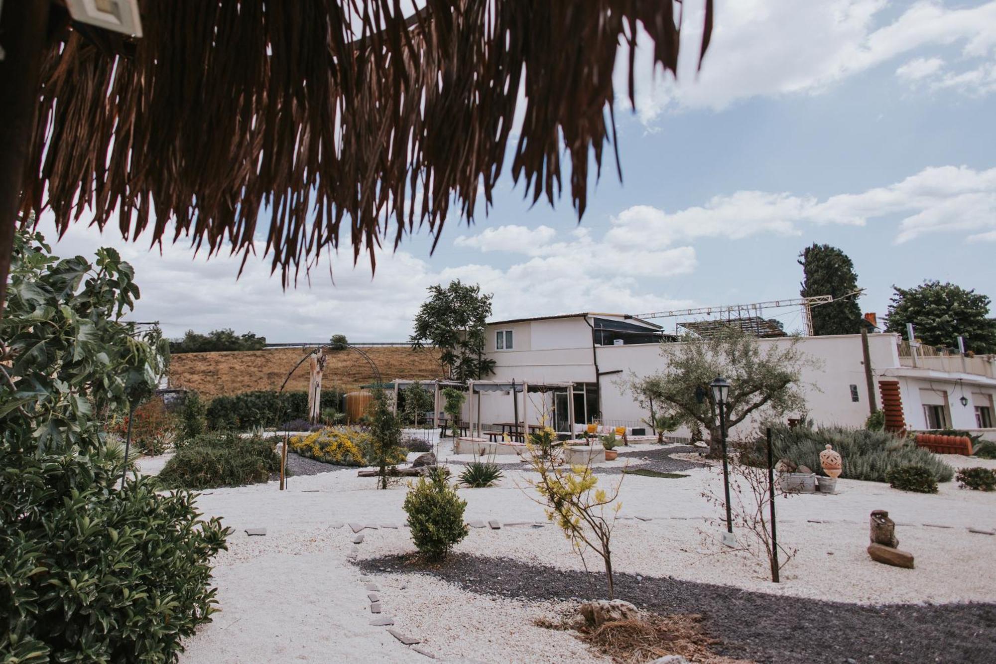 Cosi Priziusi Bed & Breakfast Vizzini Luaran gambar